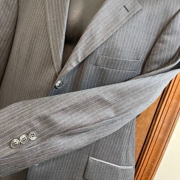 Arnold Brant Grey Pinstripe Suit Jacket and Pants Size 44R - Picture 4 of 16